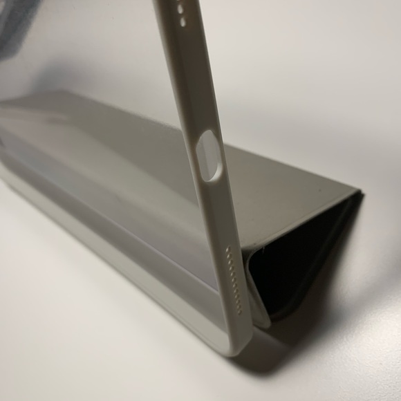 Case for iPad 10th Generation 2022 with Pencil Holder. - Picture 6 of 6